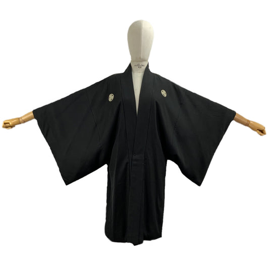 Schwarze Original japanische Kimono-Familienstempel in Seide 64