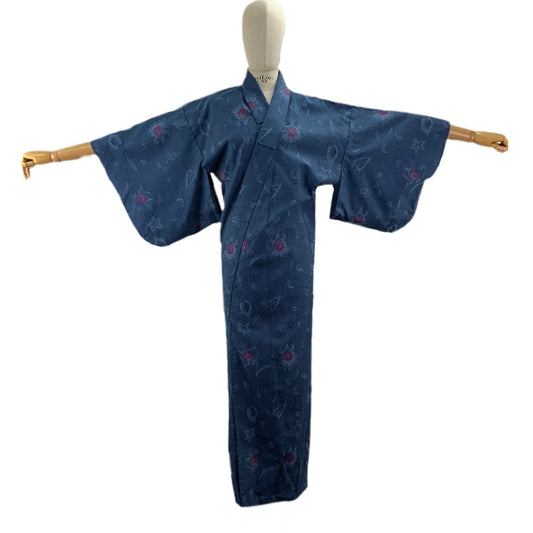 Original japanischer Kimono mit blauen Blumenmotiven 48